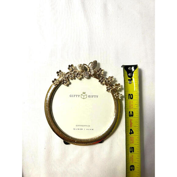 Gifty Gifty Gold Round Picture Frame 4x4 Floral Butterfly Design New in Box - Picture 3 of 3